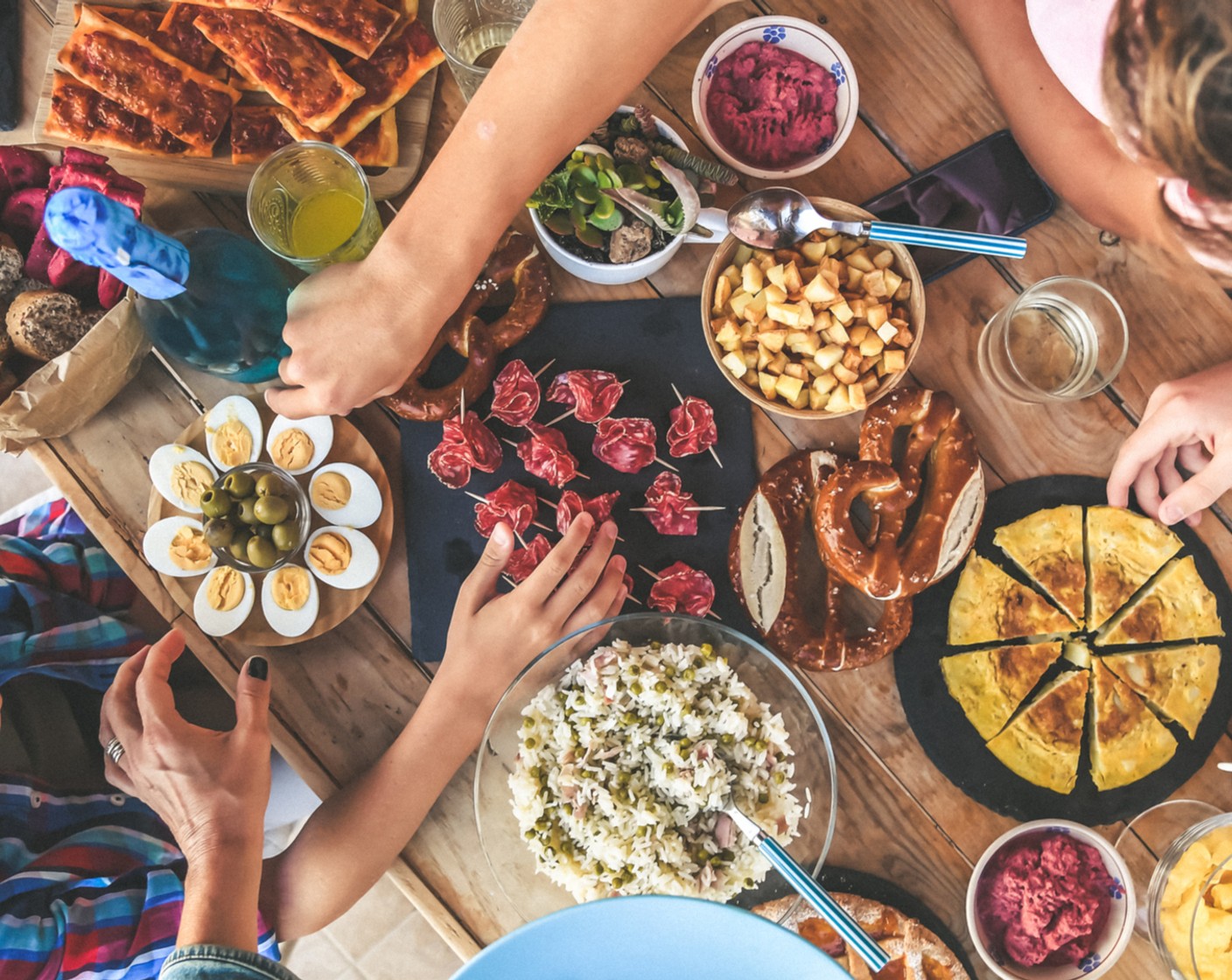 How to Host a Stress-Free Brunch Party?