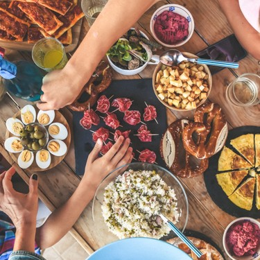 What Could Mess Up a Perfect Potluck Party and How to Prevent It