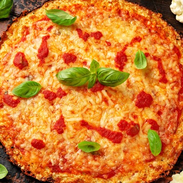 3 Low Carb Pizza Crust Recipes That Actually Work And Taste Great