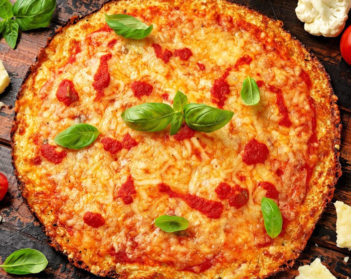 3 Low Carb Pizza Crust Recipes That Actually Work And Taste Great