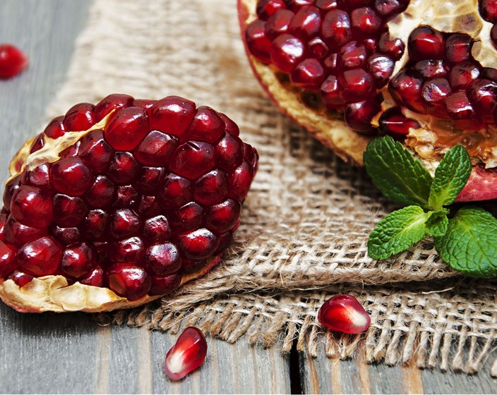 12 Delicious Ways to Use Pomegranate Arils