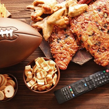 Host a Game Day Party That Wins