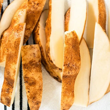 How to Cut Potato Wedges: 3 Simple Steps With Pictures