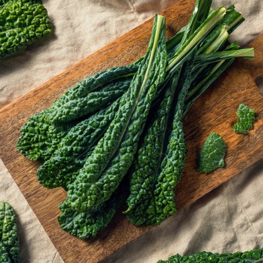 12 Healthy Lacinato Kale Recipes For Your Next Grocery List