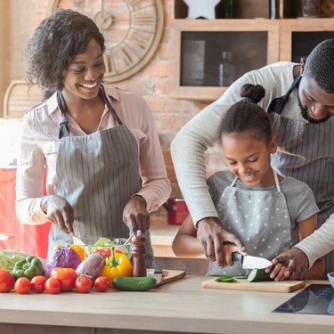 Easy Ways to Get Your Kids in the Kitchen