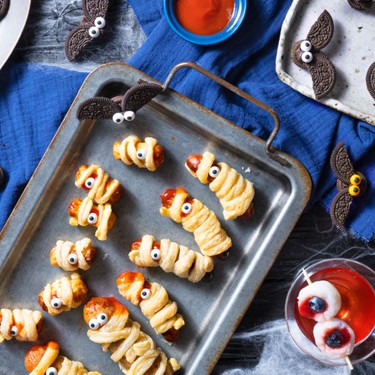 How to Host an Awesome Halloween Party Extravaganza