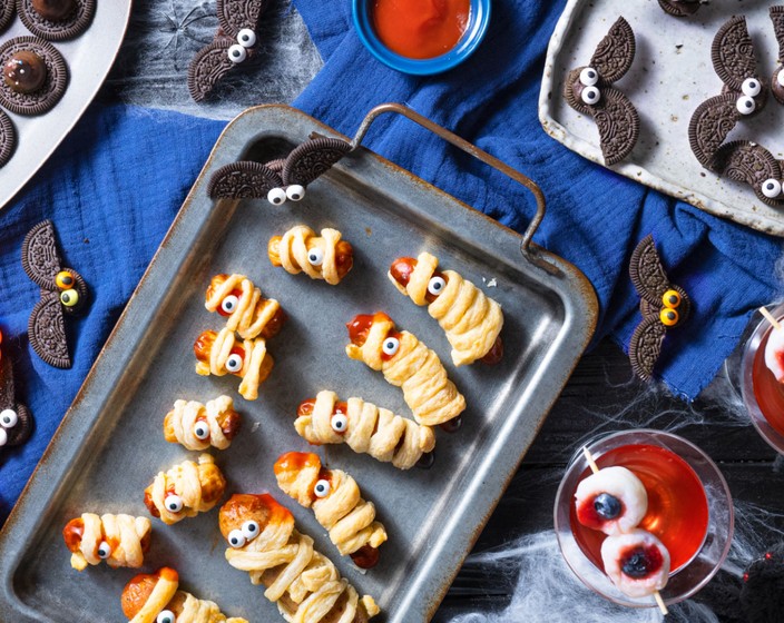 How to Host an Awesome Halloween Party Extravaganza