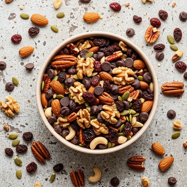 7 Period-Relief Snacks: Nourish Your Body During Your Menstrual Cycle