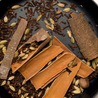 Homemade Spice Blend Mix & Recipes