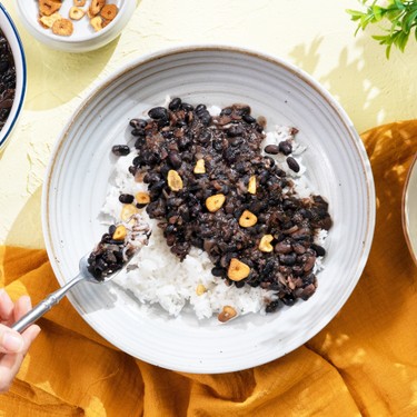 Brazilian Black Beans and Garlic Rice Recipe | SideChef