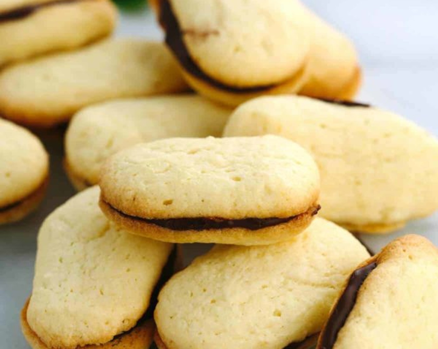 Homemade Mint Chocolate Milano Cookies