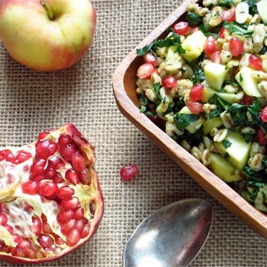 Farro with Pomegranate and Apple Recipe | SideChef