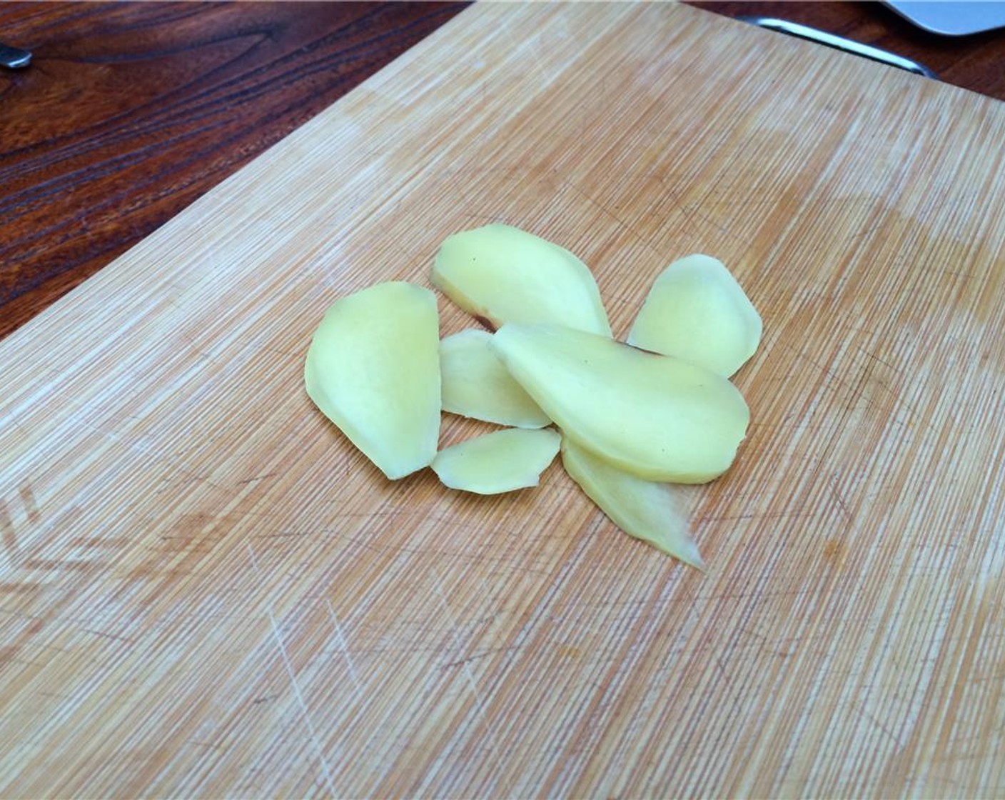 step 4 Slice Fresh Ginger (1 in). Place ginger in the oven, and roast for 10 minutes, until slightly caramelized.
