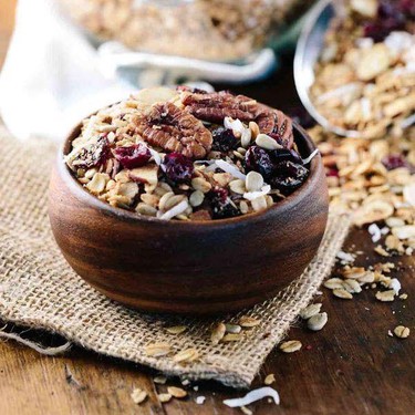 Spiced Slow Cooker Granola with Fruit and Nuts Recipe | SideChef