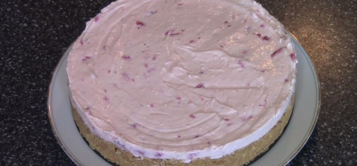 No Bake Strawberry Cheesecake Recipe | SideChef