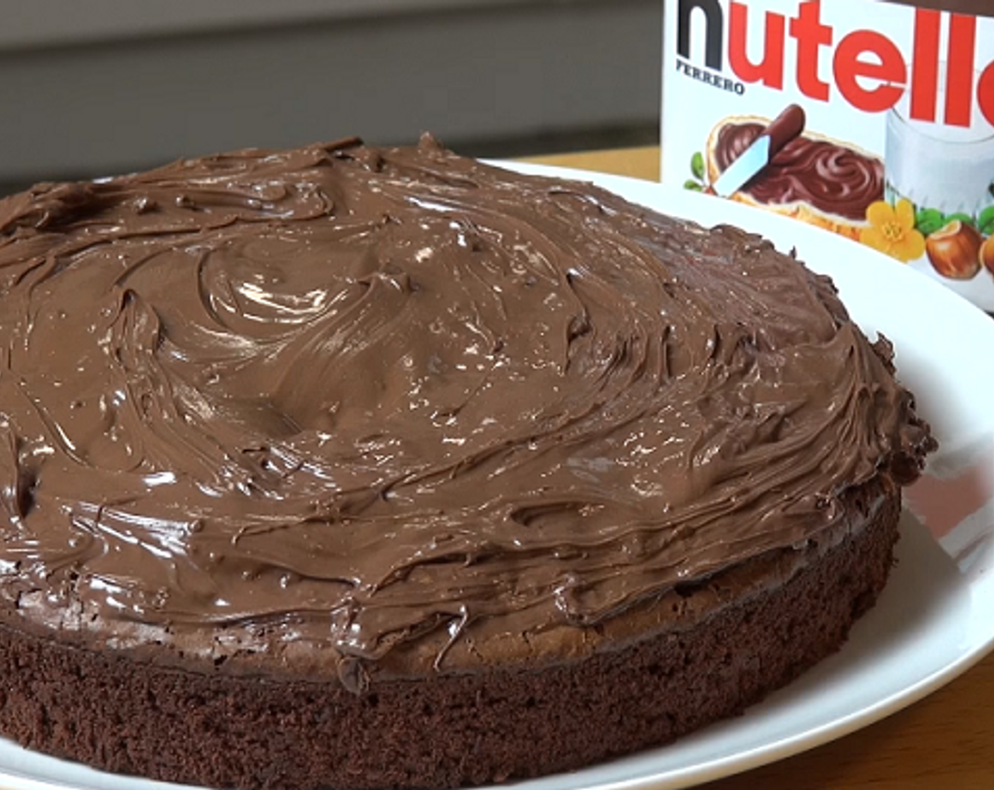 Three Ingredient Nutella Fudge Cake