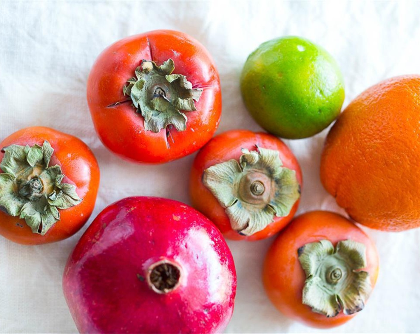 step 1 In a small bowl or jar, mix the Orange (1), Lime (1), Honey (1 Tbsp), Oil (1/4 cup), Kosher Salt (1/4 tsp), Ground Black Pepper (1/4 tsp), and Shallot (1 Tbsp) together. Set aside.