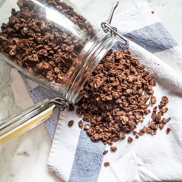 Crunchy Chocolate Granola Recipe | SideChef