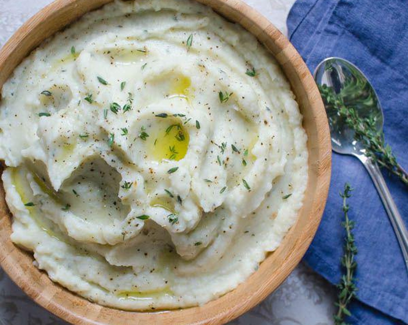 Mashed Cauliflower with Roasted Garlic