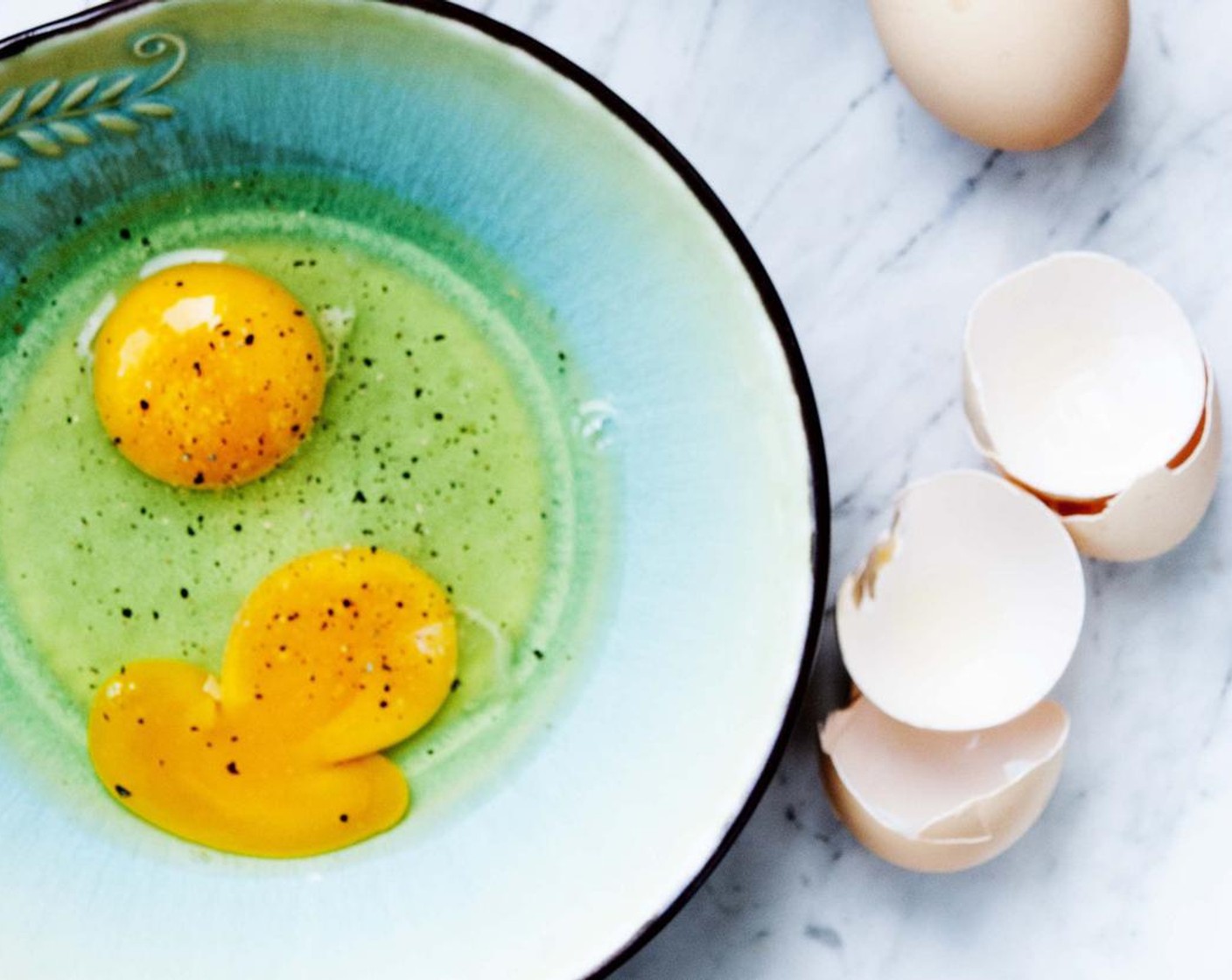 step 1 In a large bowl, whisk together Eggs (3), Salt (to taste), Ground Black Pepper (to taste), and Milk (1 Tbsp).