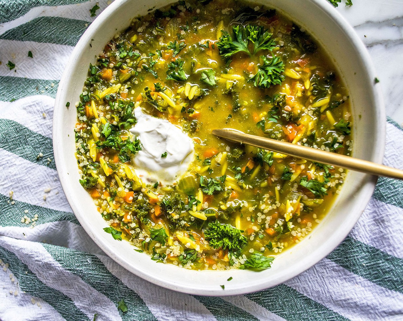 Curry Chickpea Rice and Kale Soup