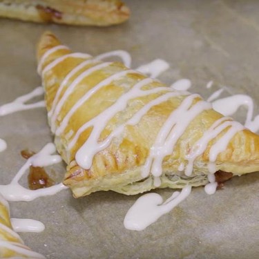 Make Apple Turnovers with Vanilla Glaze Recipe | SideChef