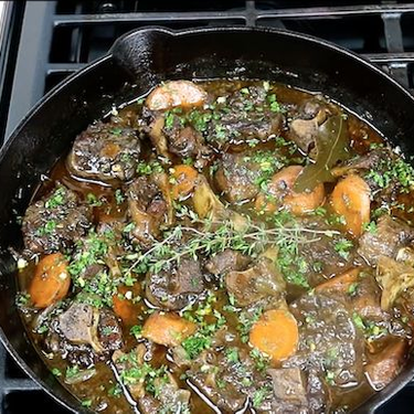 Herb and Wine Braised Oxtails Recipe | SideChef