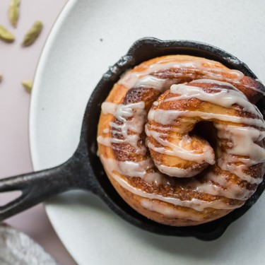 Dirty Chai Cinnamon Rolls Recipe | SideChef