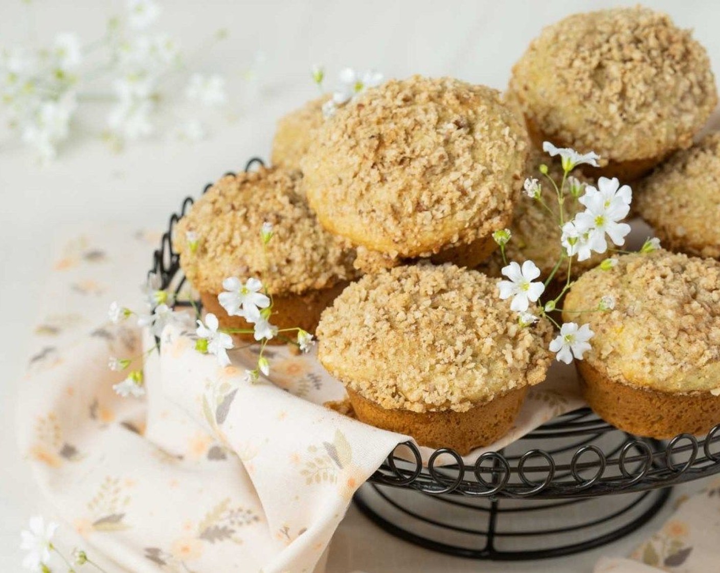 Whole Wheat Peach Streusel Muffins