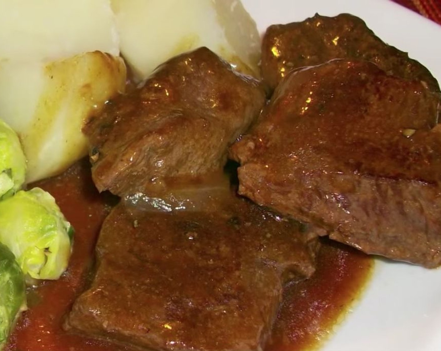 step 7 Serve meat with the gravy drizzled over top, along with some nice side dishes.