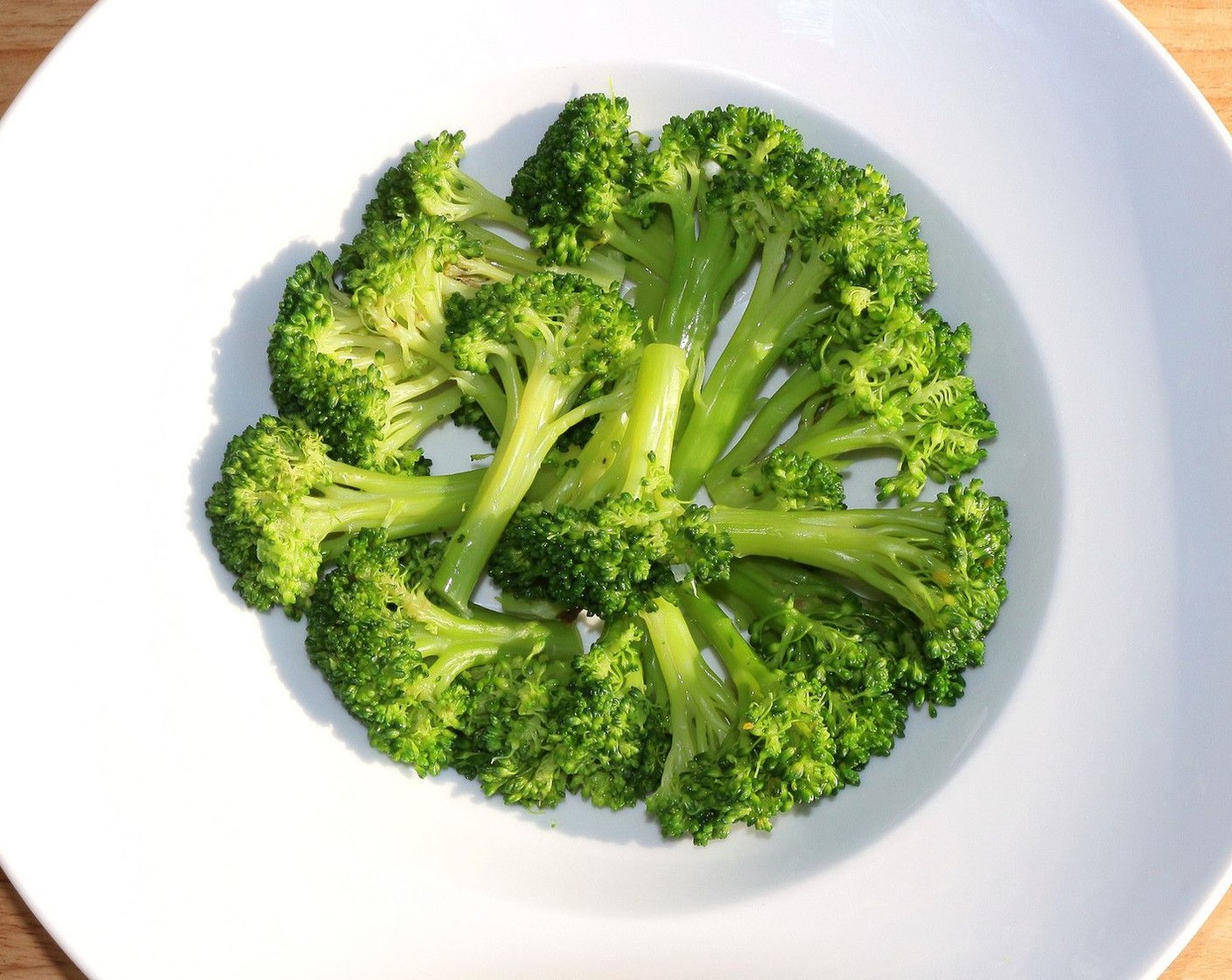 step 5 Add Broccoli Florets (to taste) to a soup plate.