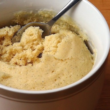 5 Minute Very Vanilla Mug Cake Recipe | SideChef