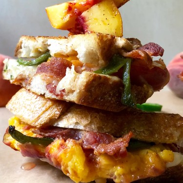 Smashed Peach and Poblano Grilled Cheese Recipe | SideChef