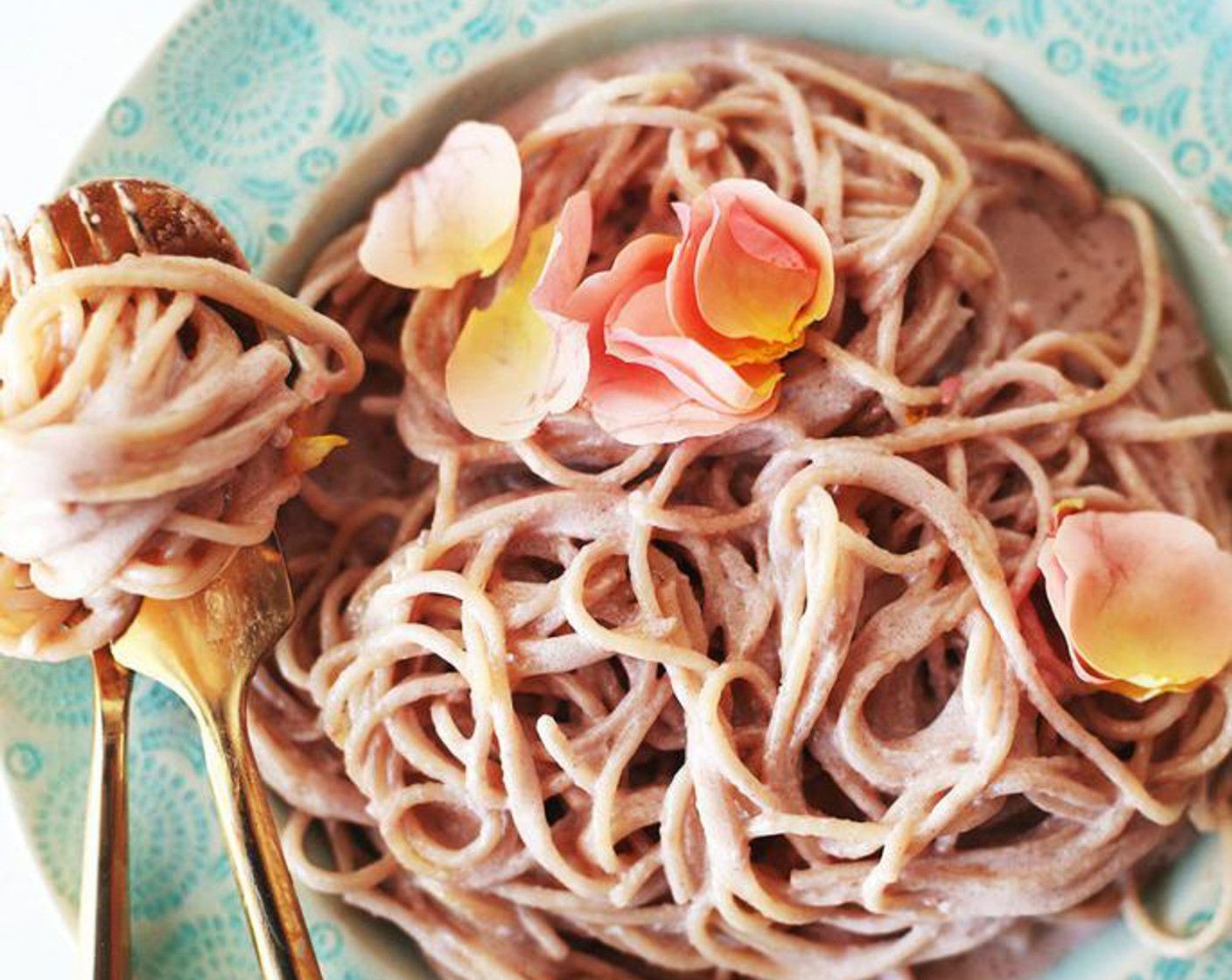 step 5 Toss sauce with pasta and serve immediately. Enjoy!