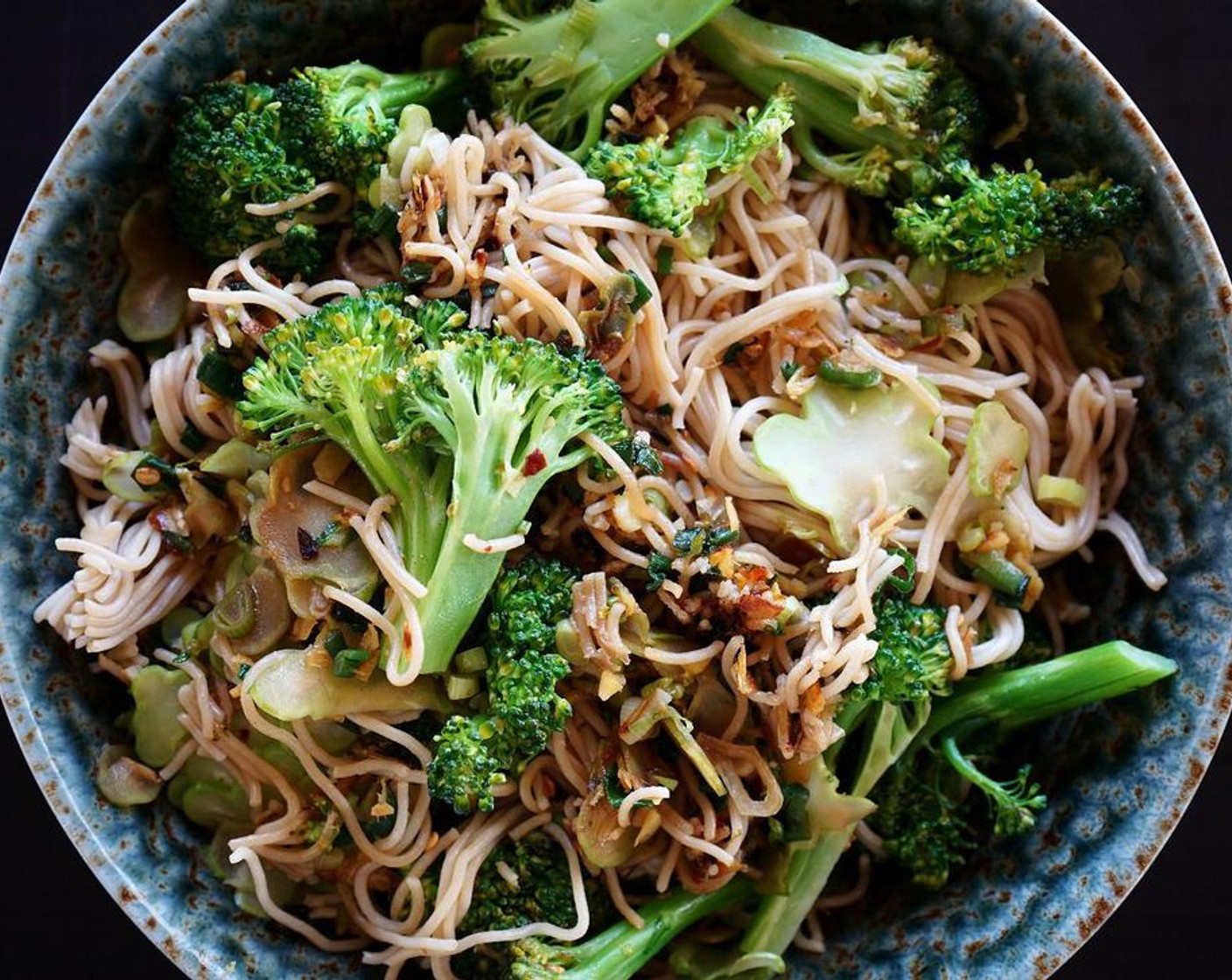 Ginger Scallion Noodles with Broccoli and Carrots