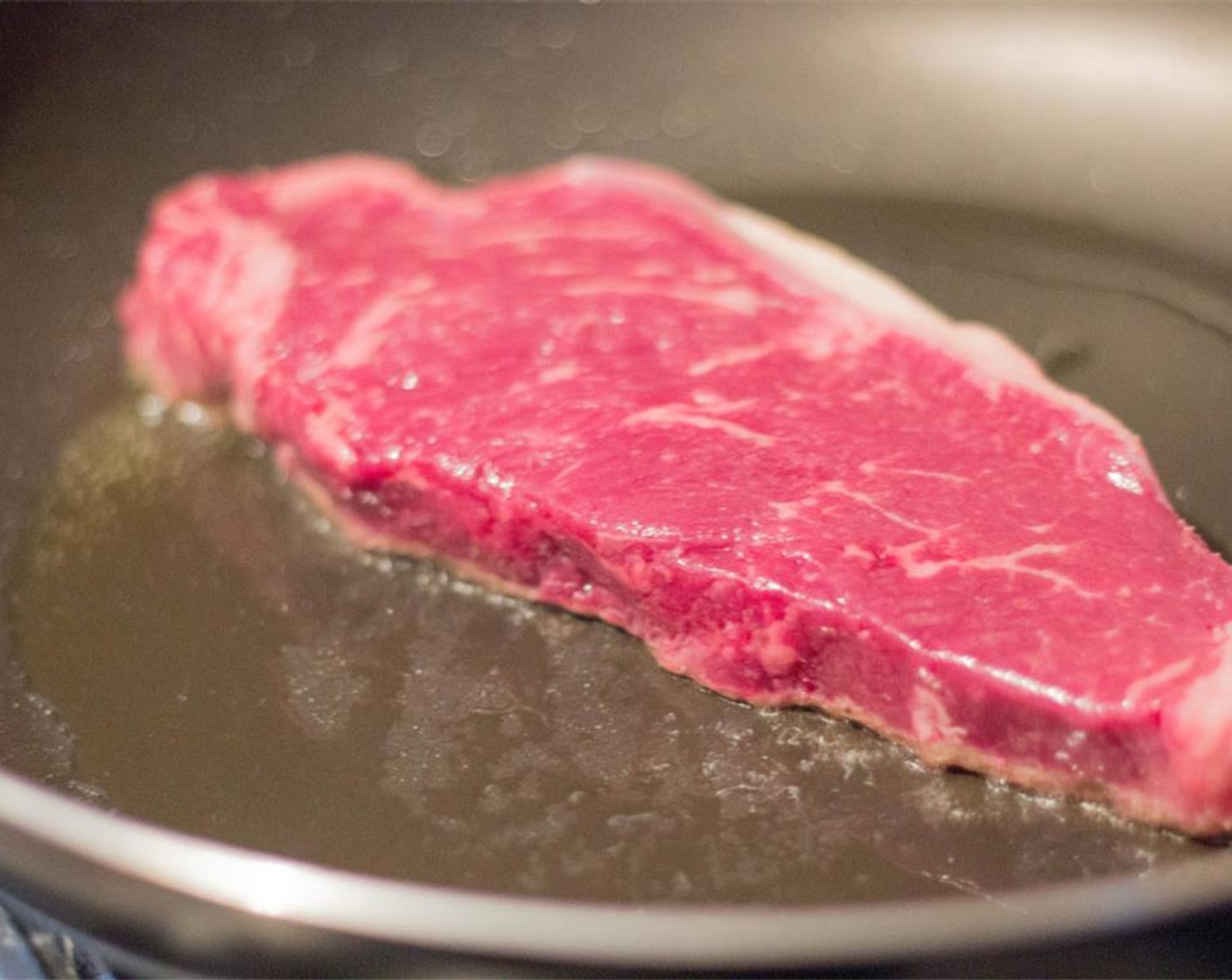 step 4 Using a frying pan, roast the Beef Tenderloin Steaks (4) in butter.