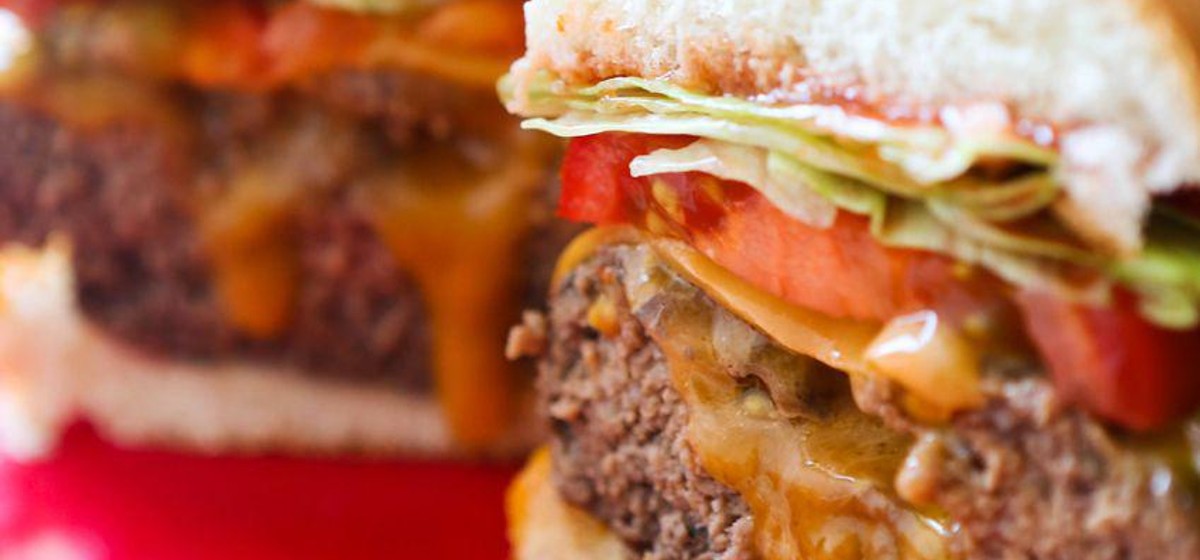 Juicy Lucy Burger Recipe | SideChef