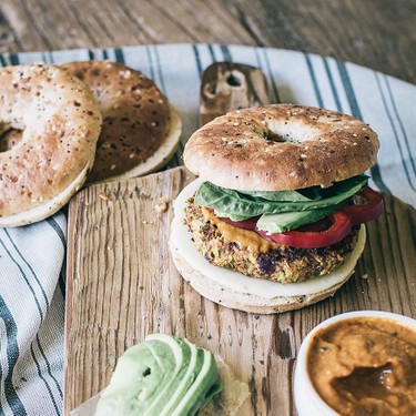 Vegetarian White Bean Burgers Recipe | SideChef