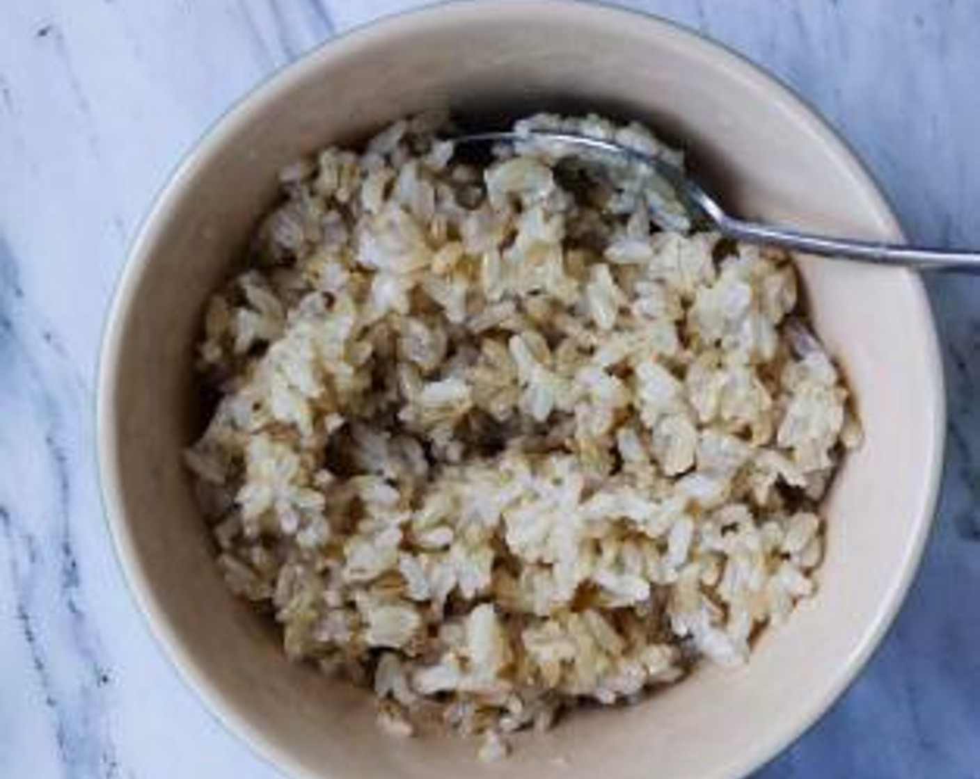 step 4 Cook the Oat Groats (1 cup) in boiling water, then drain and dress with a drizzle of Extra-Virgin Olive Oil (3 Tbsp). And in a separate pot do the same with the Brown Rice (1 cup).