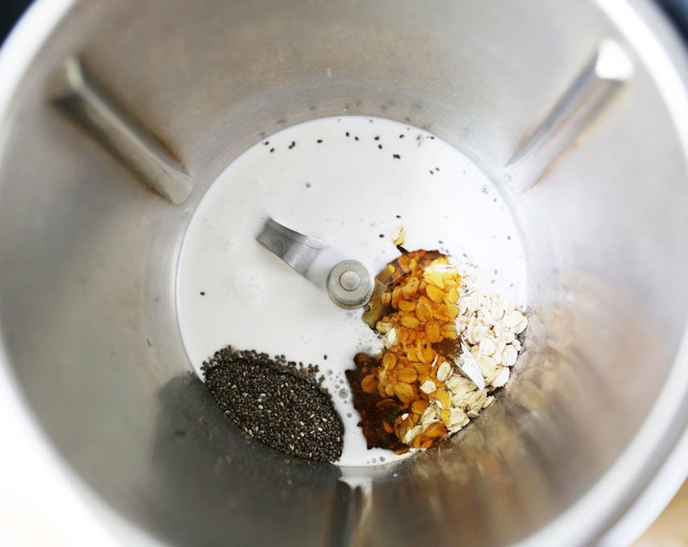 step 1 Blend the Chia Seeds (4 Tbsp), Oats (2/3 cup), Coconut Milk (8 oz) and Honey (2 Tbsp) on Speed 2 for 1 minute. Transfer to a dish, cover and put in the fridge overnight.