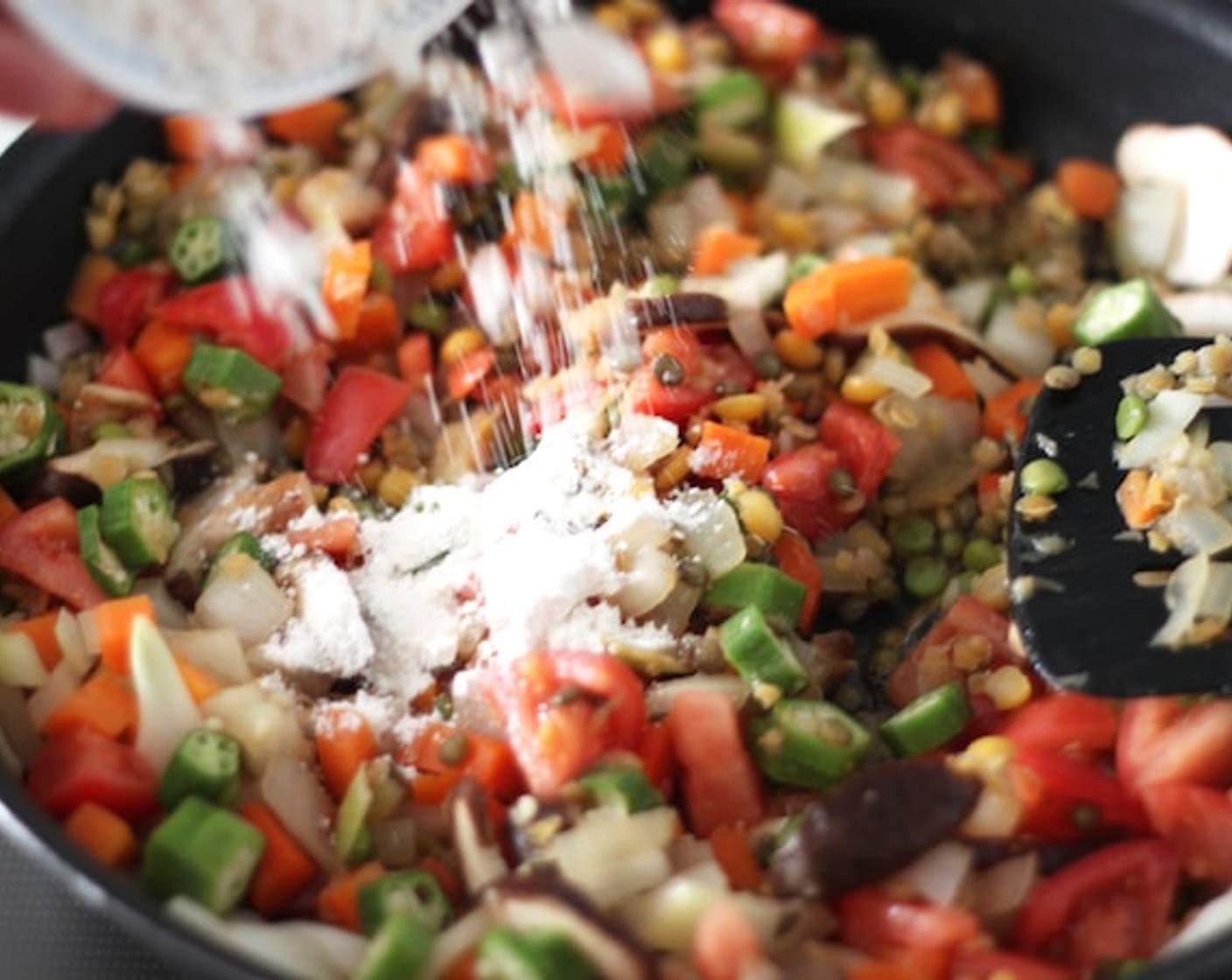 step 8 To make your pie taste more gravy-like, add just a little Whole Wheat Flour (2 Tbsp).