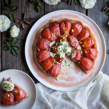 Quince Tarte Tatin with Cardamom Crème Fraîche Recipe | SideChef