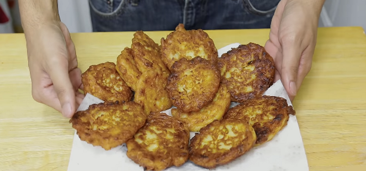 Amish Onion Patties Recipe