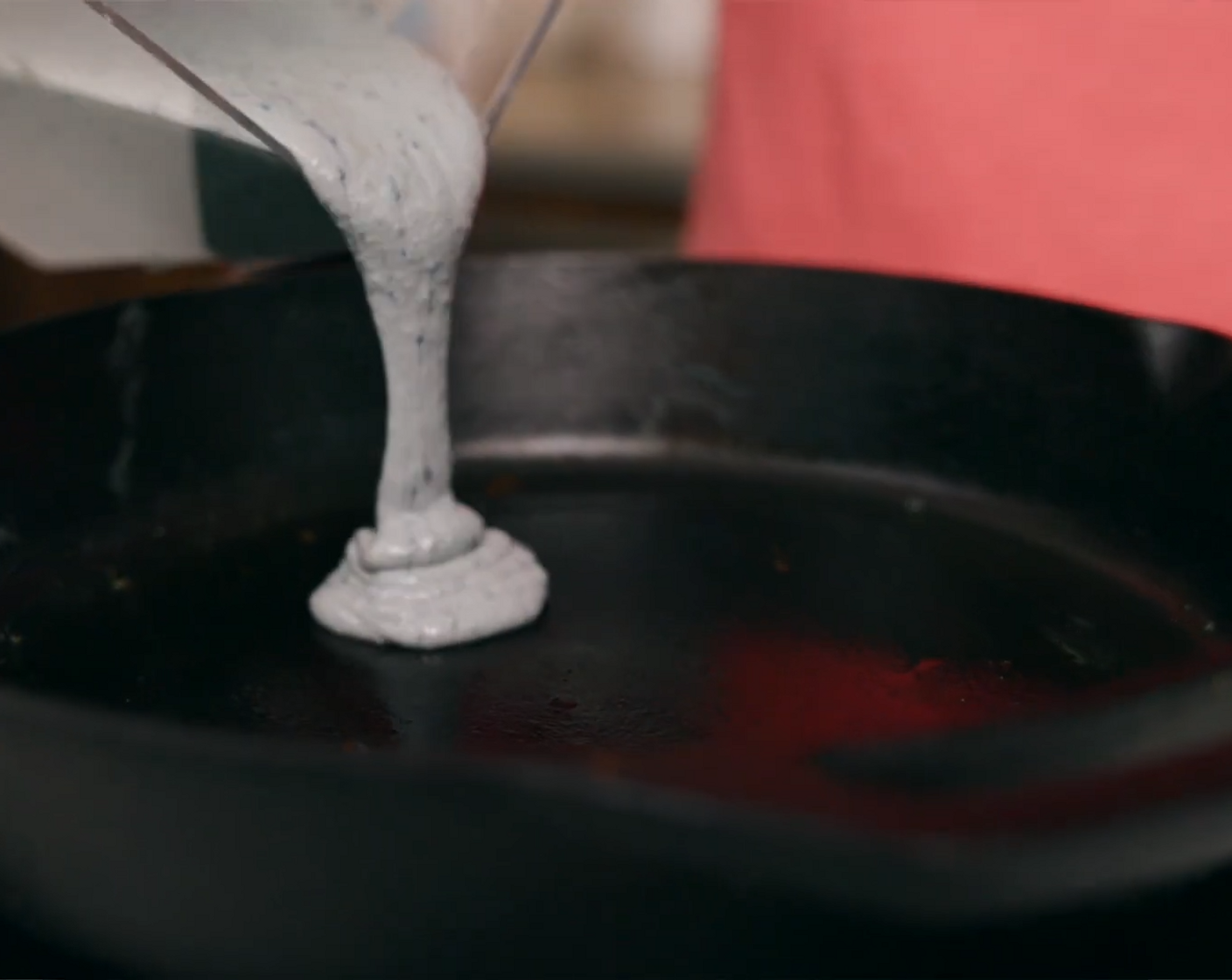 step 2 Heat a frypan or skillet over medium heat and melt Coconut Oil (2 Tbsp). Pour approximately 1/4 cup pancake mix into the pan.