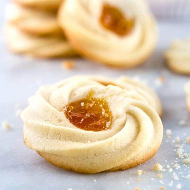 Spritz Cookies with Apricot Jam Recipe | SideChef