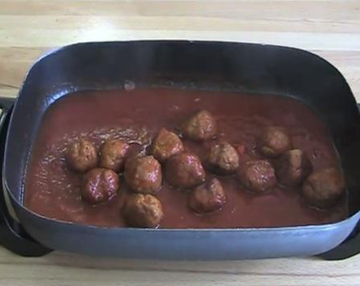 step 3 Add the Pasta Sauce (1 3/4 cups) into the pan, and cook a few minutes. Let it simmer for about 2 to 5 minutes.