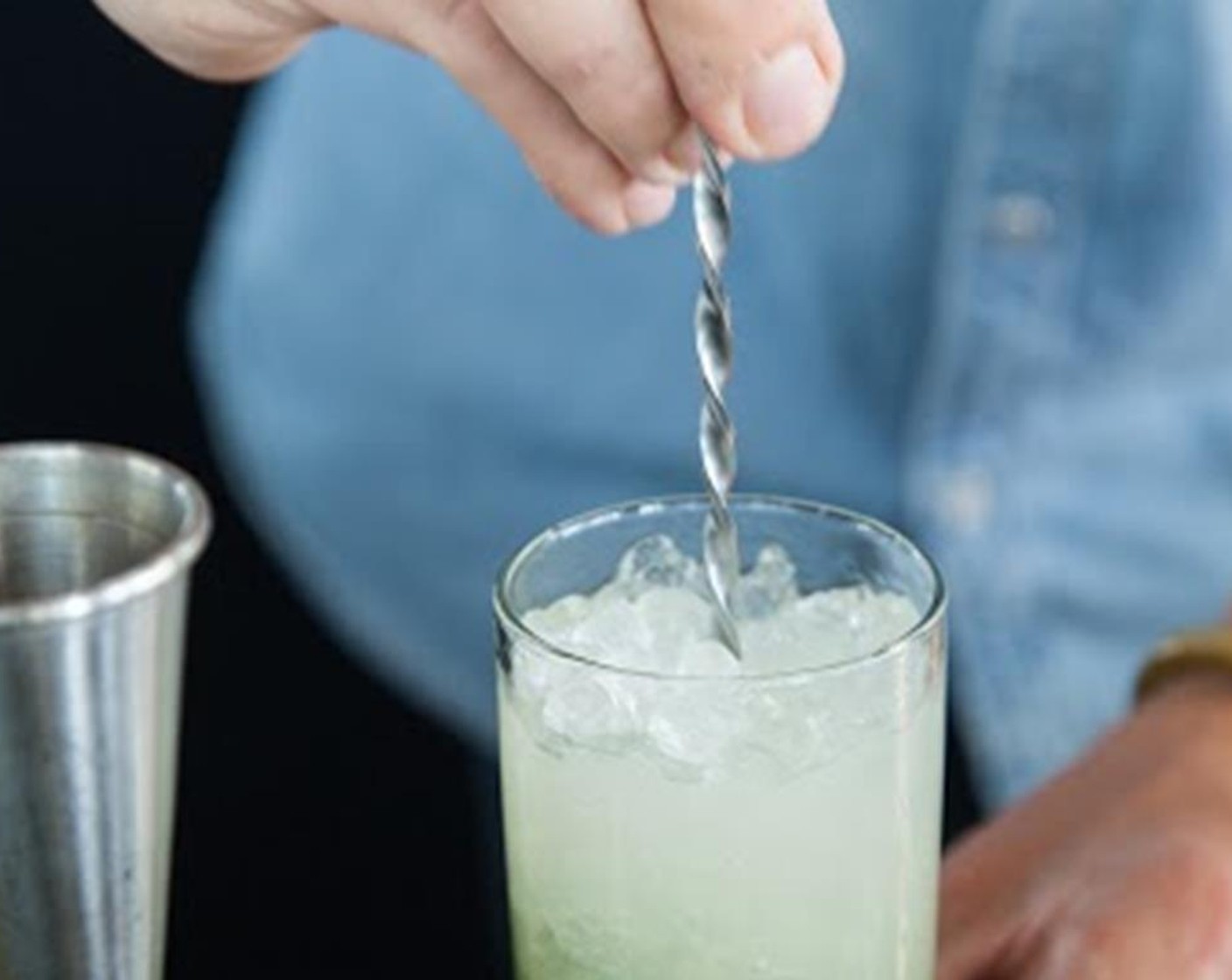 step 2 In a tin or collins glass, muddle 4 lime wedges and Fresh Mint (to taste). Add Fresh Mint Leaves (8), Sailor Jerry Rum (4 Tbsp) and Agave Syrup (15 g). Shake with Ice (to taste).
