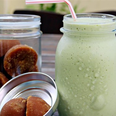 Indonesian Avocado Milkshake Recipe | SideChef