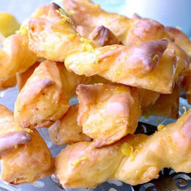 Double Glazed Spanish Puff Pastry Twists Recipe | SideChef