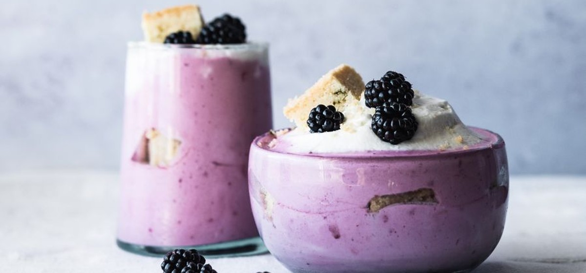 Blackberry Greek Yogurt Trifles Recipe | SideChef